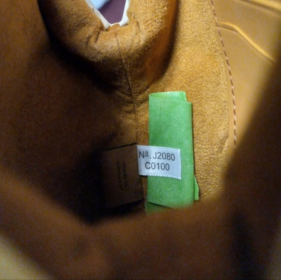 Coach Cherries Kisslock Frame Crossbody RARE!! - Picture 13 of 14